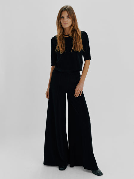 Corfu_Megalo_Black_Velour_1276