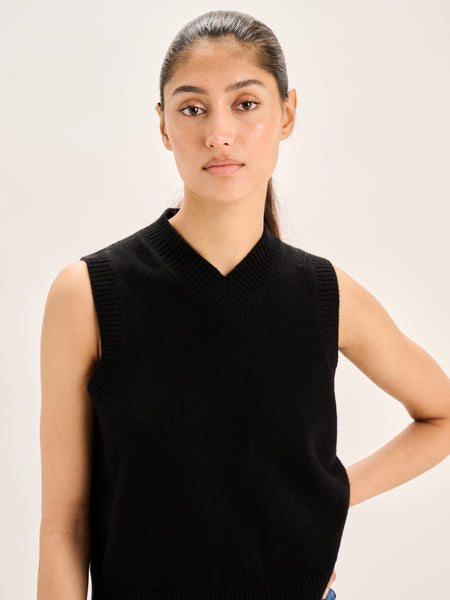 Nico Vest in Cashmere – Suzie Kondi