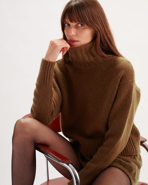 Tirana Turtleneck – Suzie Kondi
