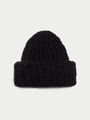 The Lumi Ribbed Beanie in Cashmere