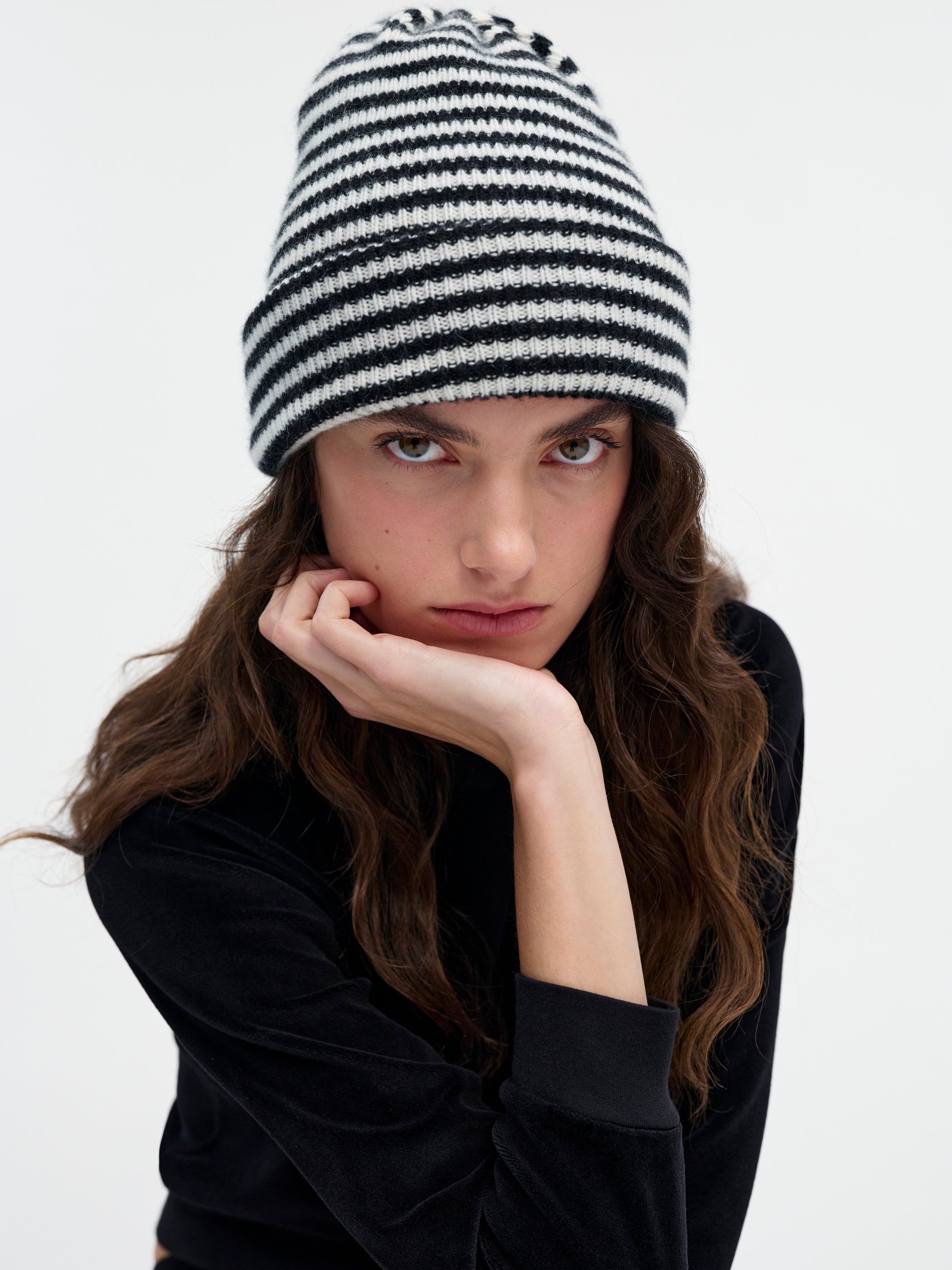 Black Ivory Stripe 