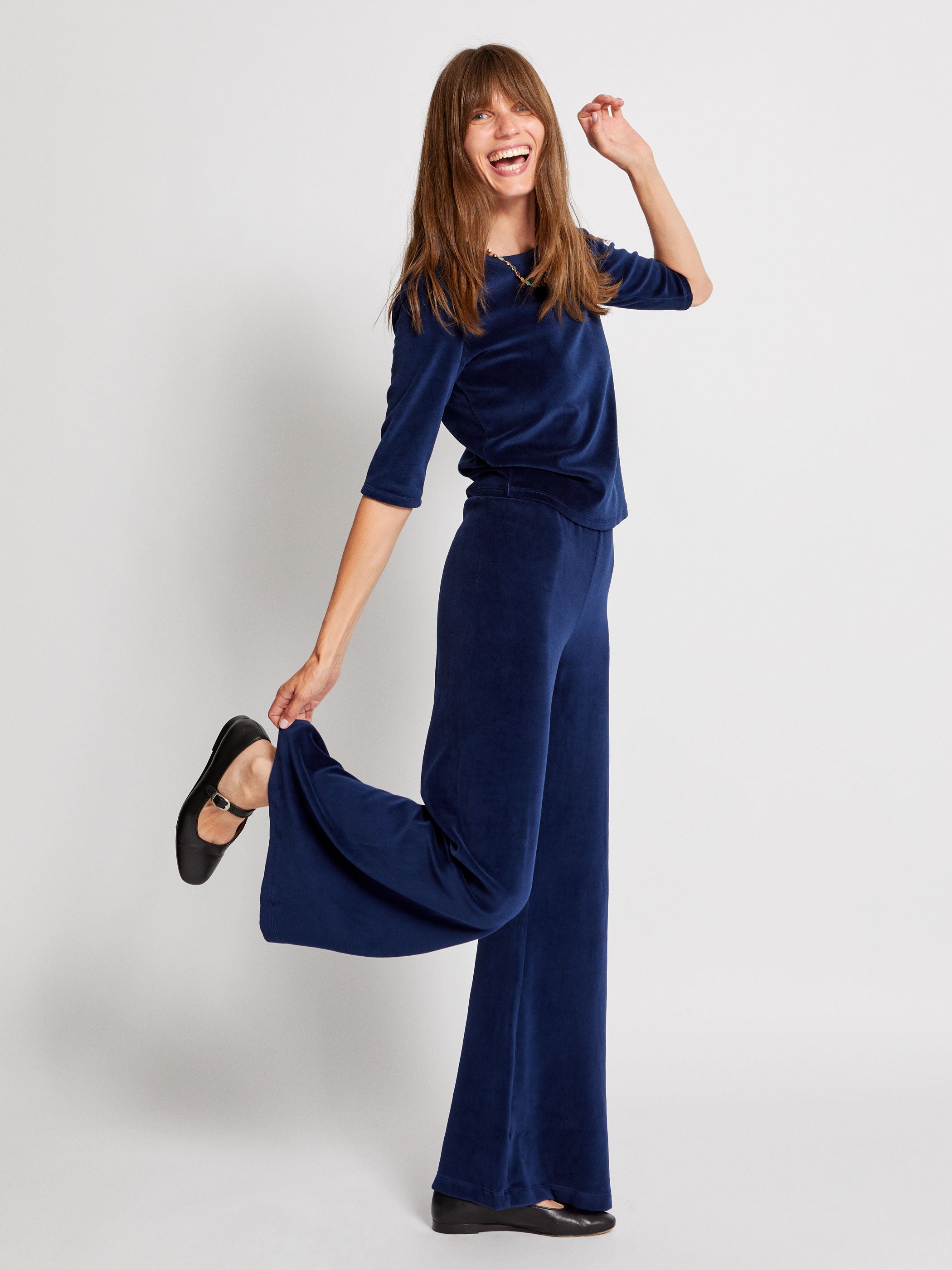 Navy 