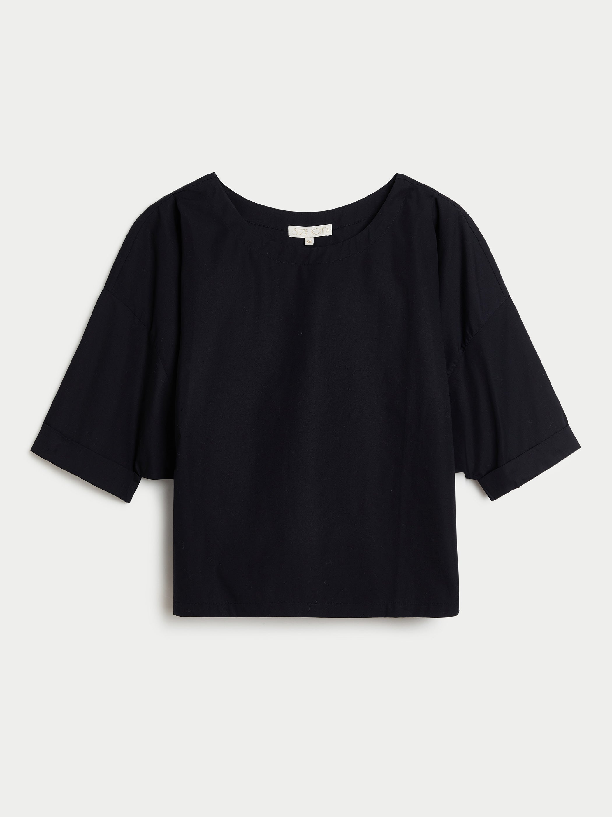 Suzie Kondi（スージー コンディ）の24A / Wコレクションを日本