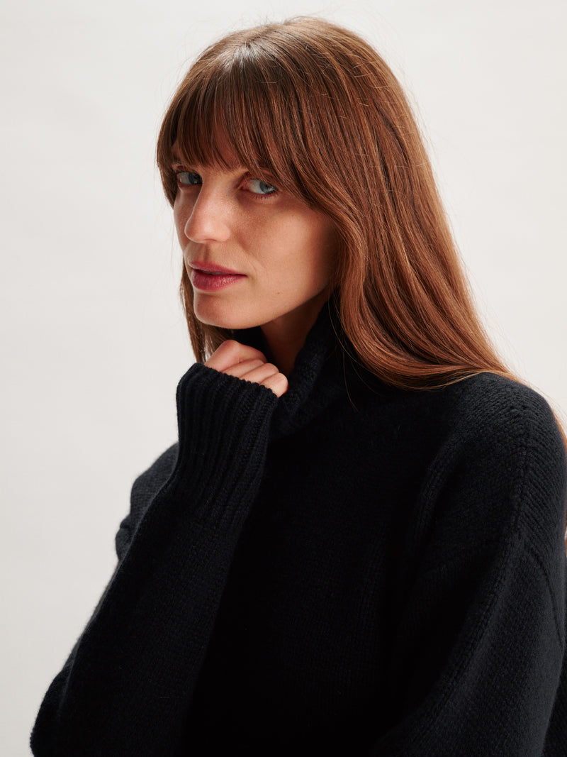 The Tirana Turtleneck in Cashmere 